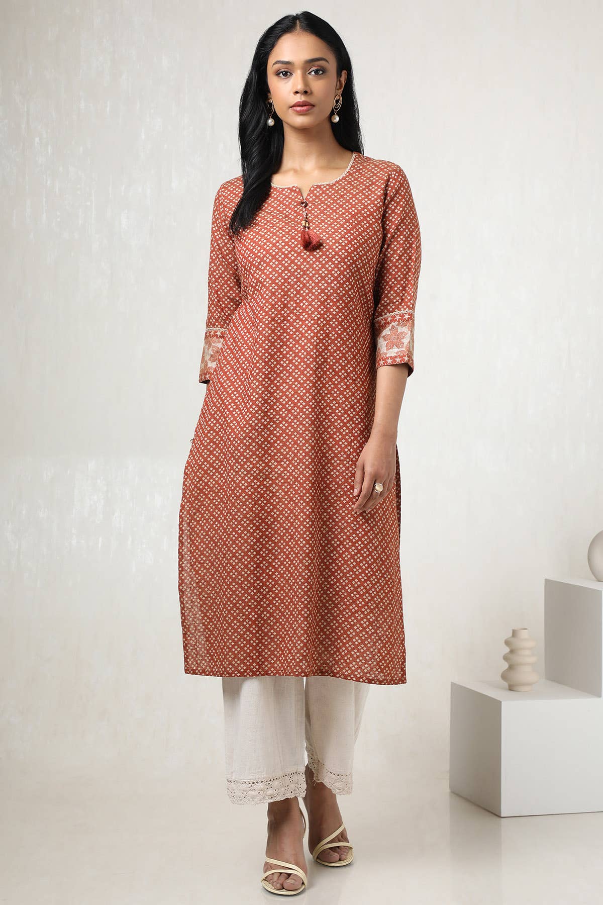 Rust Cotton Geometric Print Kurta With Tassels - View 5