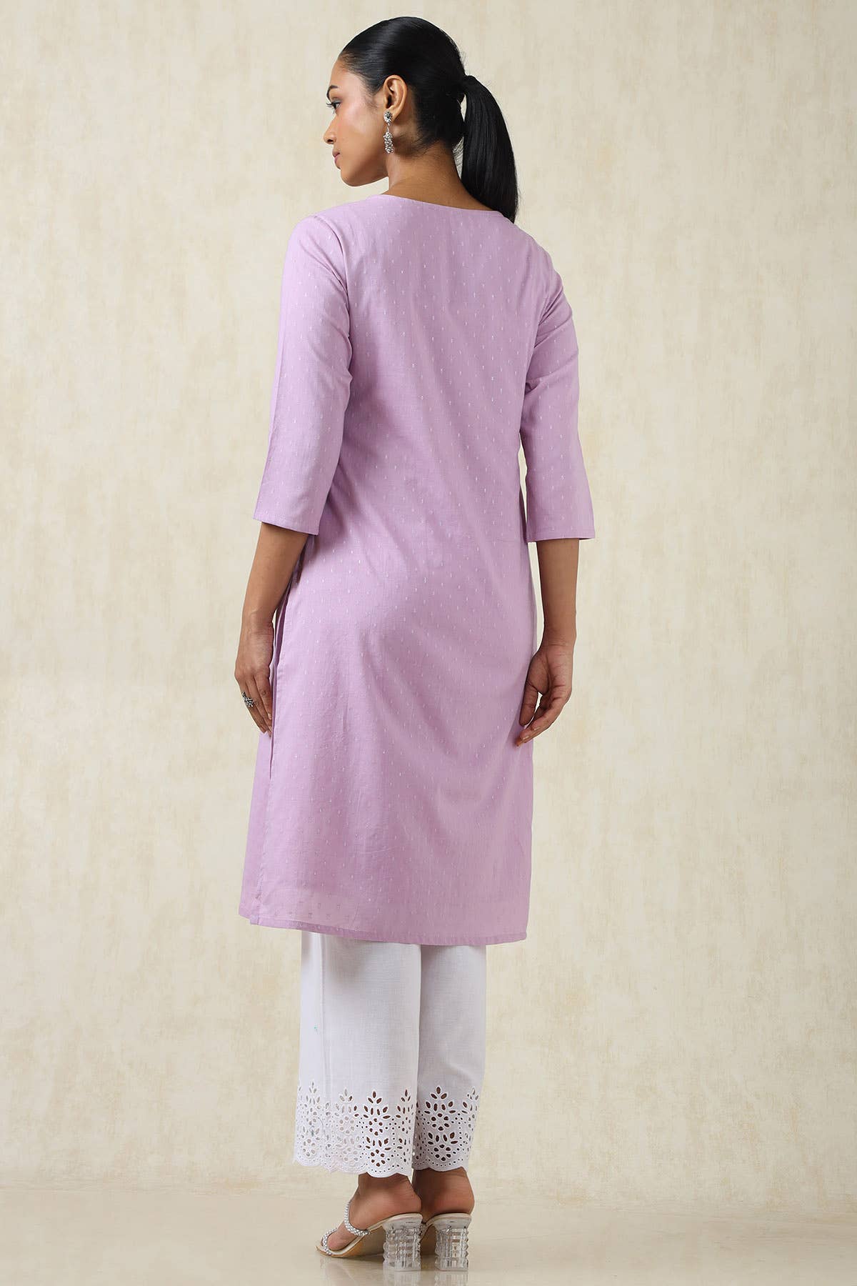 Purple Cotton Dobby Solid Kurta With Sequins - View 2