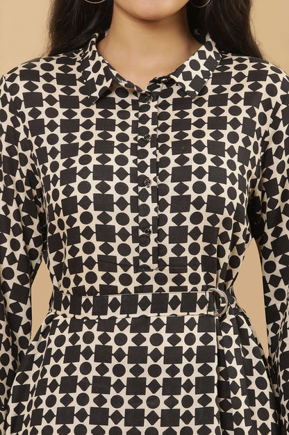 White And Black Geometric Printed Top And Trouser Set - View 3