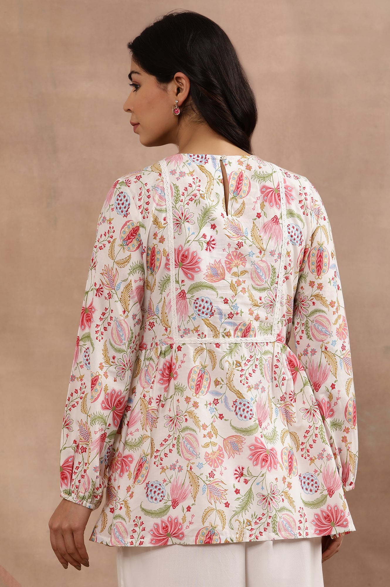 White Floral Printed Pure Cotton Top And Parallel Pants Set - View 2