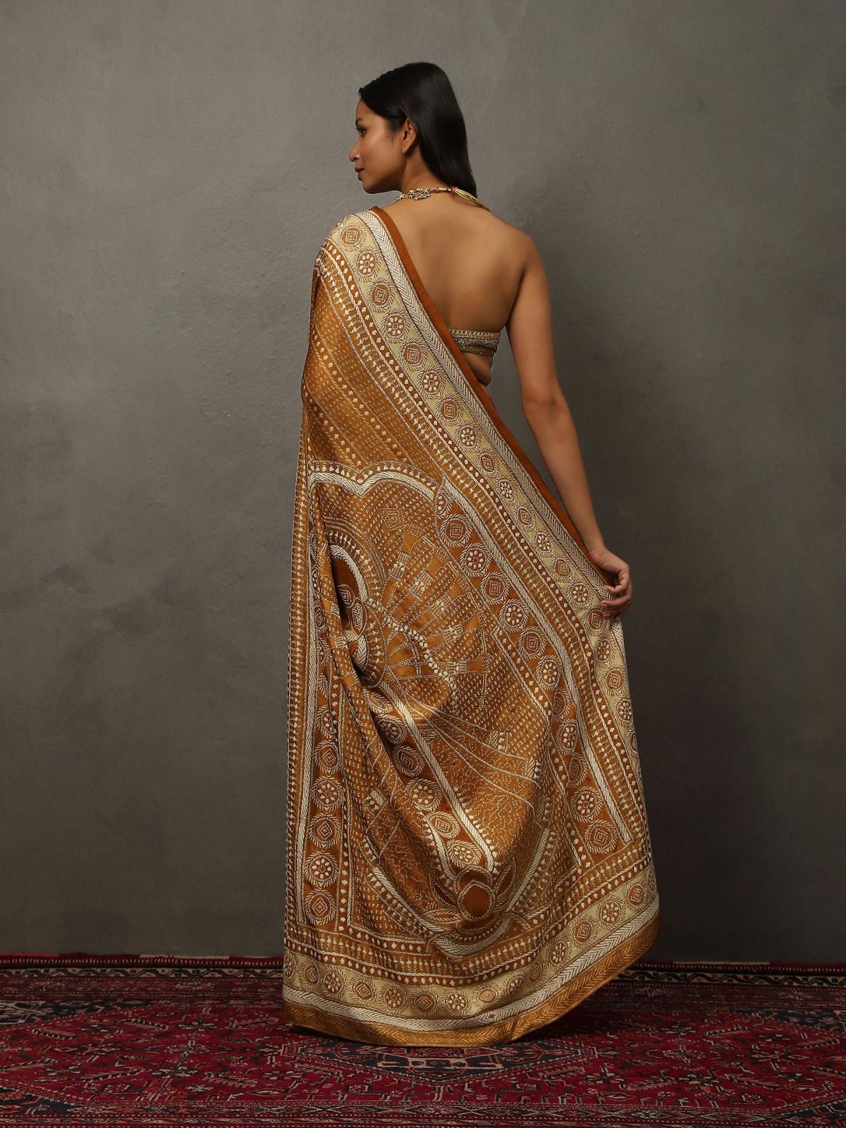Camel Brown Bhairavi Saree With Unstitched Blouse - View 4